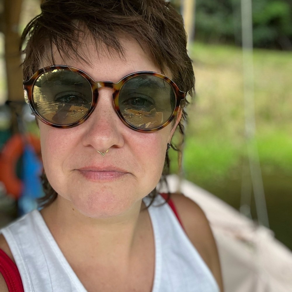 Meet your Posher, Emily